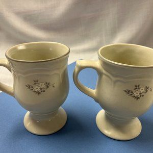 Pfaltzgraff Heirloom set of 2 pedestal/footed coffee tea mugs cups